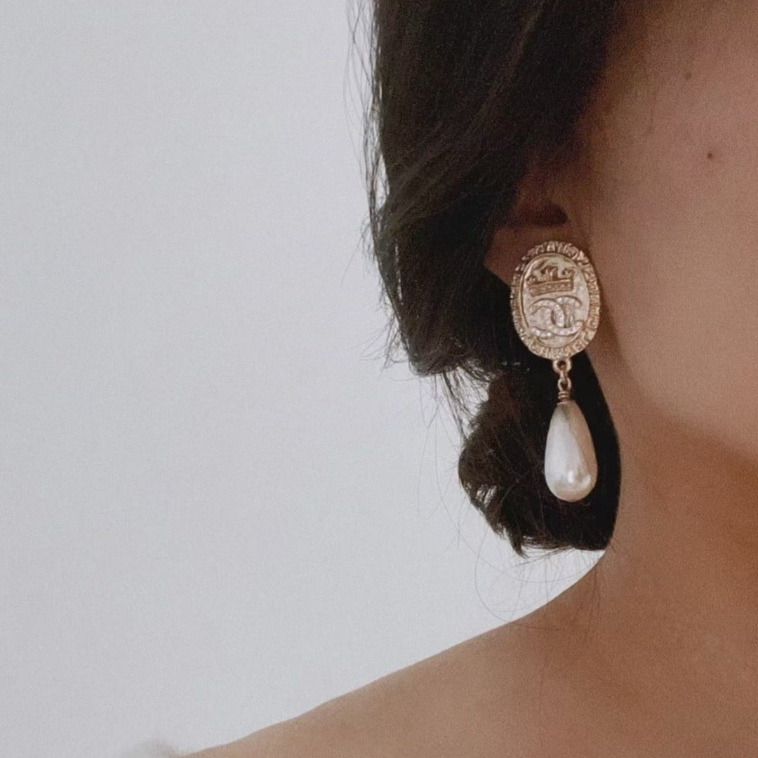 CN Pearl Earing