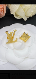 LVV Studs