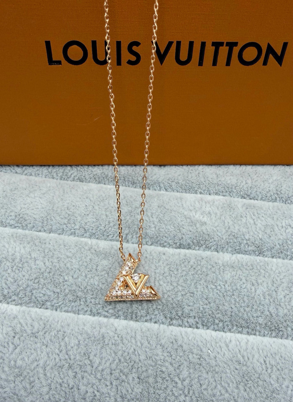 LVV Necklace