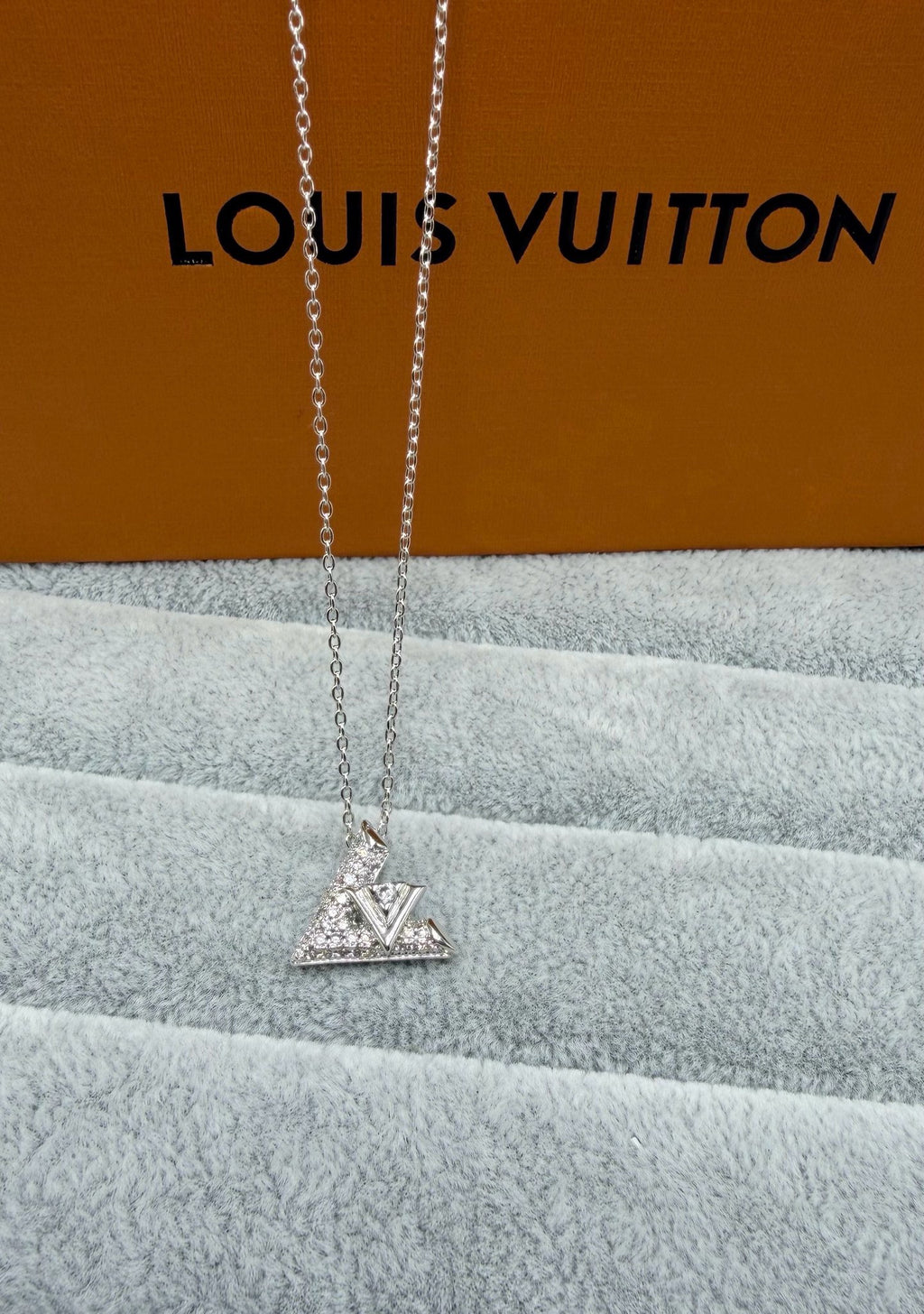 LVV Necklace