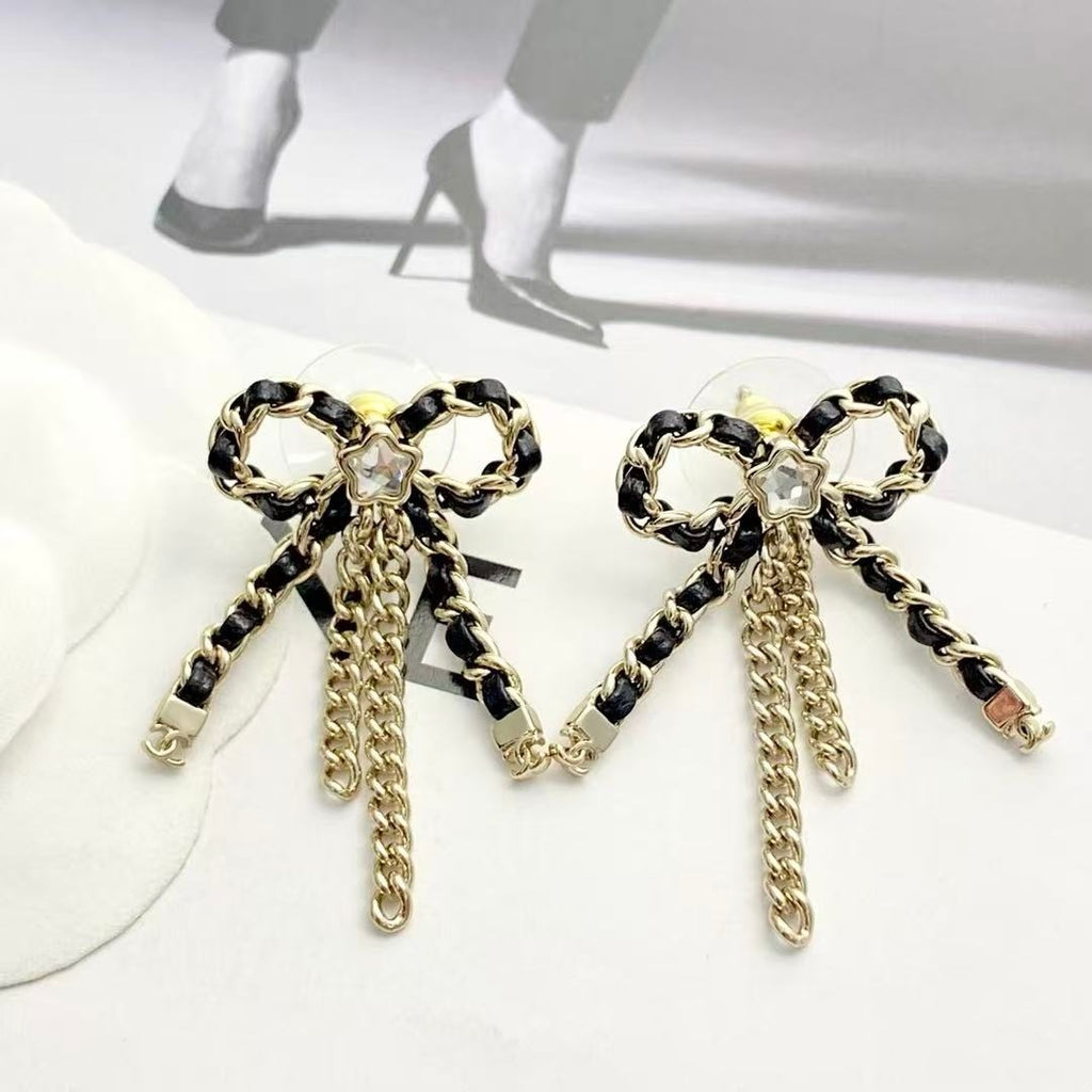 CN Bow Earings