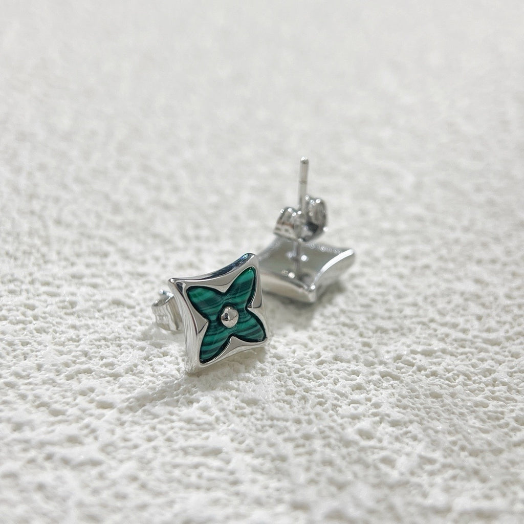 LVV Flower Studs -2