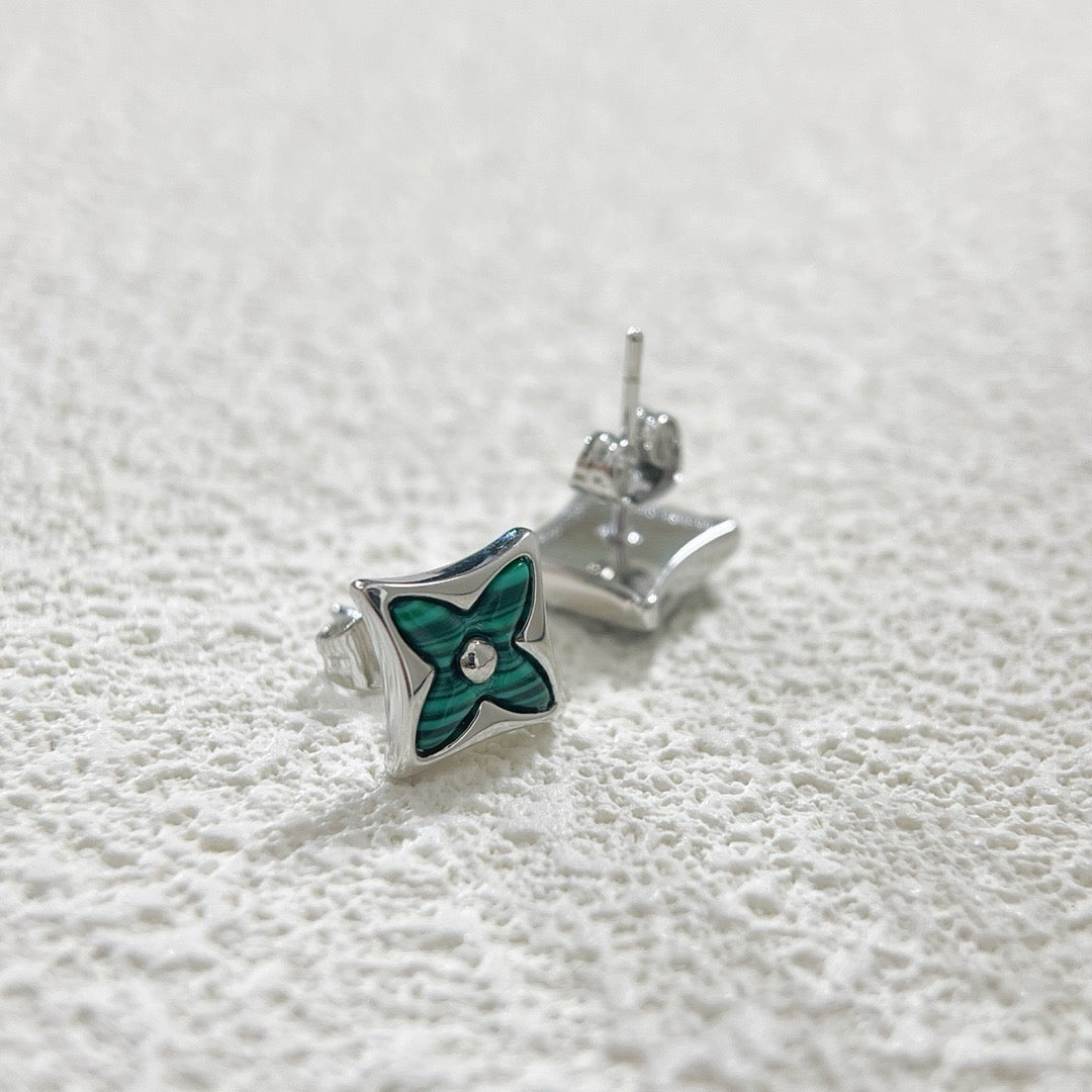 LVV Flower Studs -2